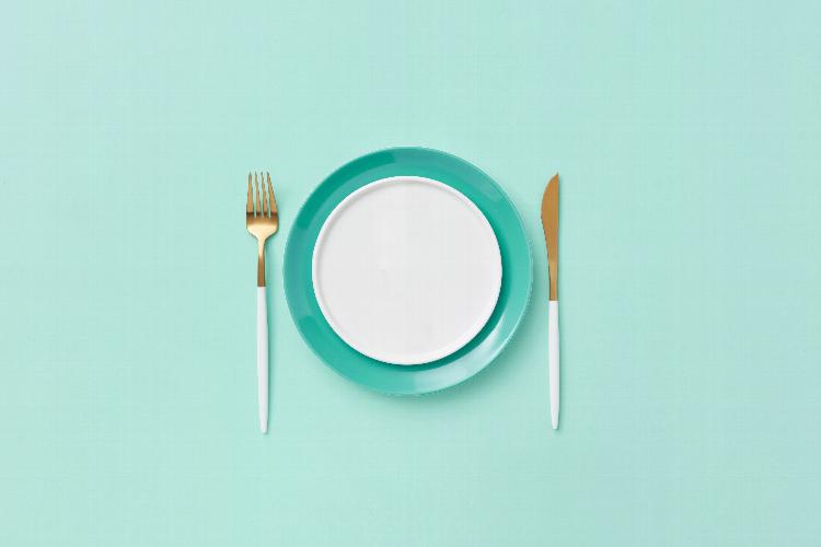 Time-restricted Feeding Intermittent fasting (IF) has become the most popular diet in the last year. IF refers to episodic periods of little or no calorie consumption. It is important to introduce IF gradually, for example you can start fasting 12h a day and build up to 16h or more. 